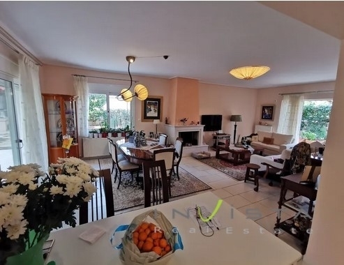 (For Sale) Residential Detached house || East Attica/Vari-Varkiza - 300 Sq.m, 4 Bedrooms, 850.000€ 
