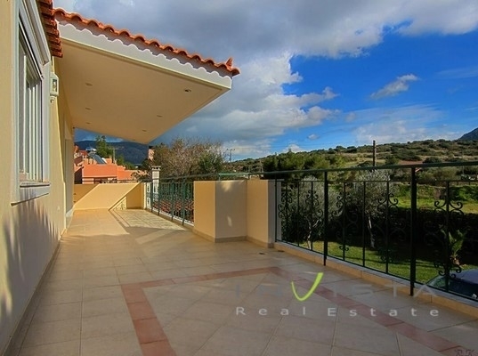 (For Sale) Residential Detached house || East Attica/Kalyvia-Lagonisi - 292 Sq.m, 6 Bedrooms, 850.000€ 