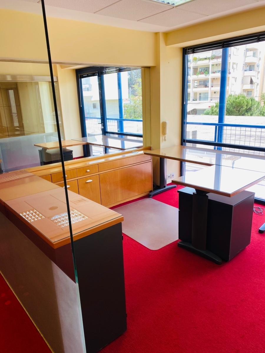 (Προς Πώληση) Επαγγελματικός Χώρος Γραφείο || Αθήνα Νότια/Γλυφάδα - 133 τ.μ, 650.000€ 