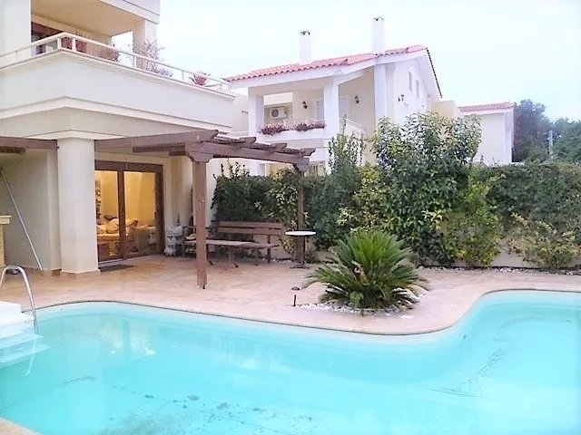 (For Sale) Residential Detached house || East Attica/Vari-Varkiza - 350 Sq.m, 3 Bedrooms, 1.350.000€ 