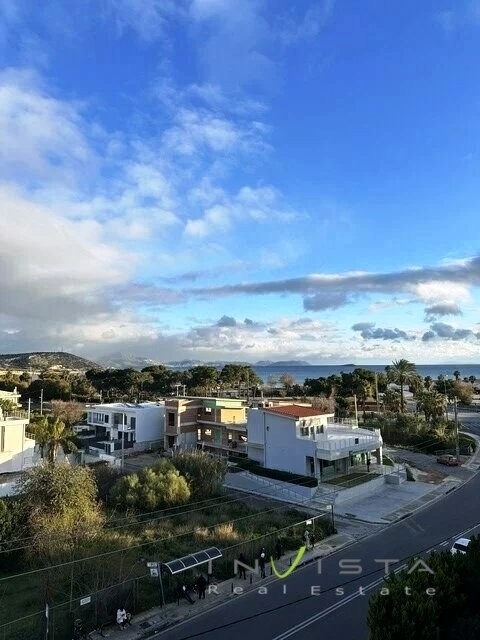 (For Sale) Residential Maisonette || East Attica/Vari-Varkiza - 125 Sq.m, 3 Bedrooms, 625.000€ 