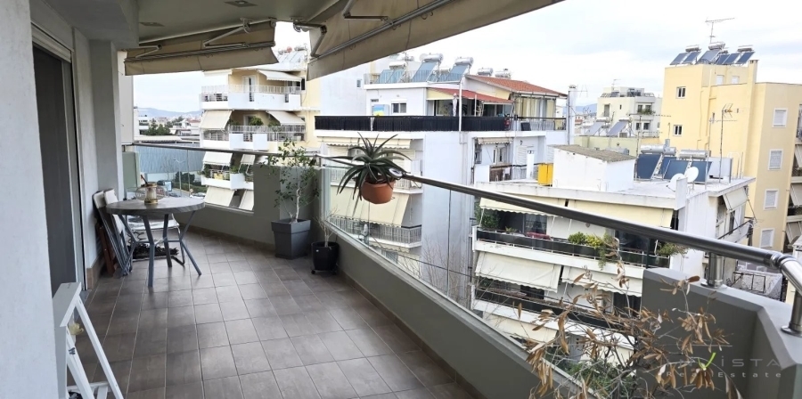 (For Sale) Residential Floor Apartment || Athens South/Palaio Faliro - 134 Sq.m, 3 Bedrooms, 563.000€ 