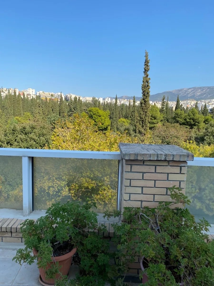 (Προς Ενοικίαση) Επαγγελματικός Χώρος Κτίριο || Αθήνα Κέντρο/Αθήνα - 1.450 τ.μ, 10.000€ 