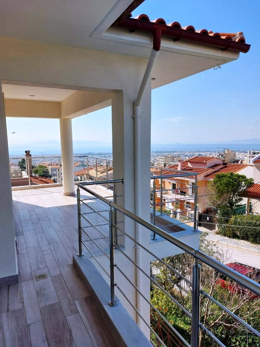 (Προς Ενοικίαση) Κατοικία Οροφοδιαμέρισμα || Αθήνα Νότια/Γλυφάδα - 106 τ.μ, 3 Υ/Δ, 1.700€ 