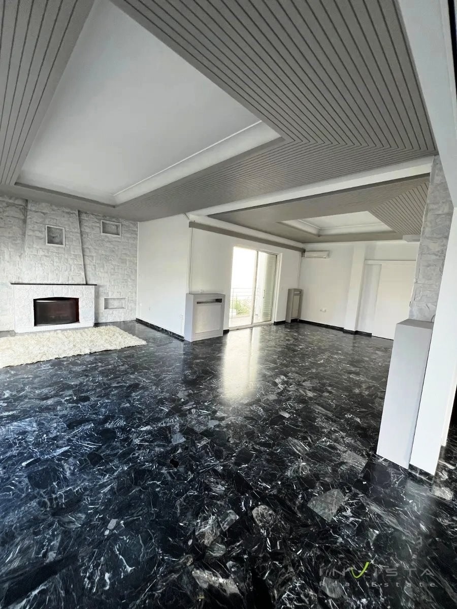 (For Rent) Commercial Office || Athens South/Glyfada - 200 Sq.m, 2.500€ 