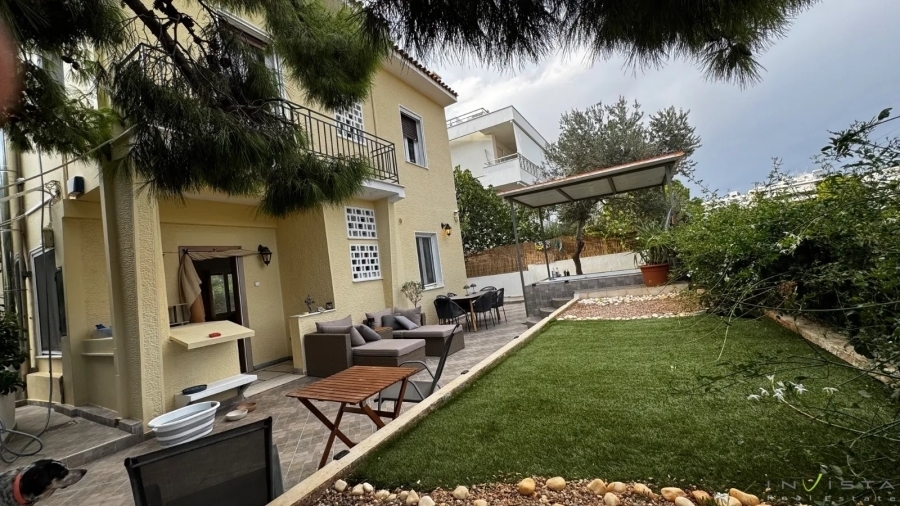 (Προς Ενοικίαση) Κατοικία Μονοκατοικία || Ανατολική Αττική/Βουλιαγμένη - 117 τ.μ, 3 Υ/Δ, 3.000€ 