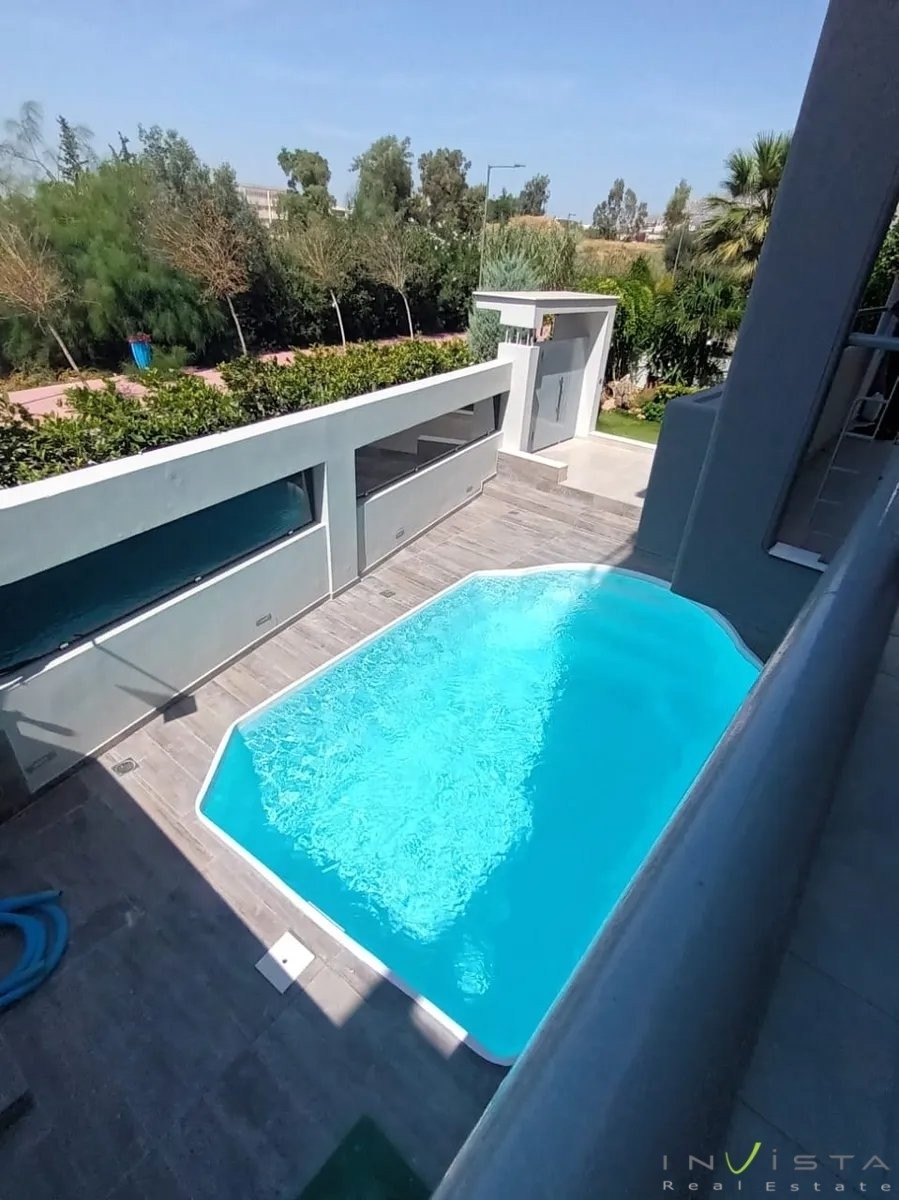 (For Rent) Residential Maisonette || Athens South/Glyfada - 255 Sq.m, 4 Bedrooms, 7.000€ 