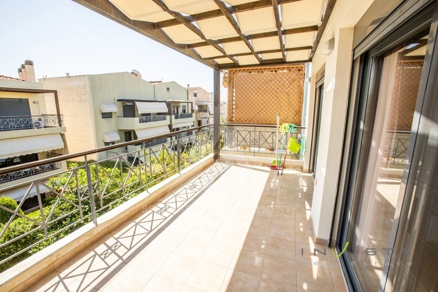 (For Sale) Residential Detached house || East Attica/Vari-Varkiza - 320 Sq.m, 4 Bedrooms, 740.000€ 