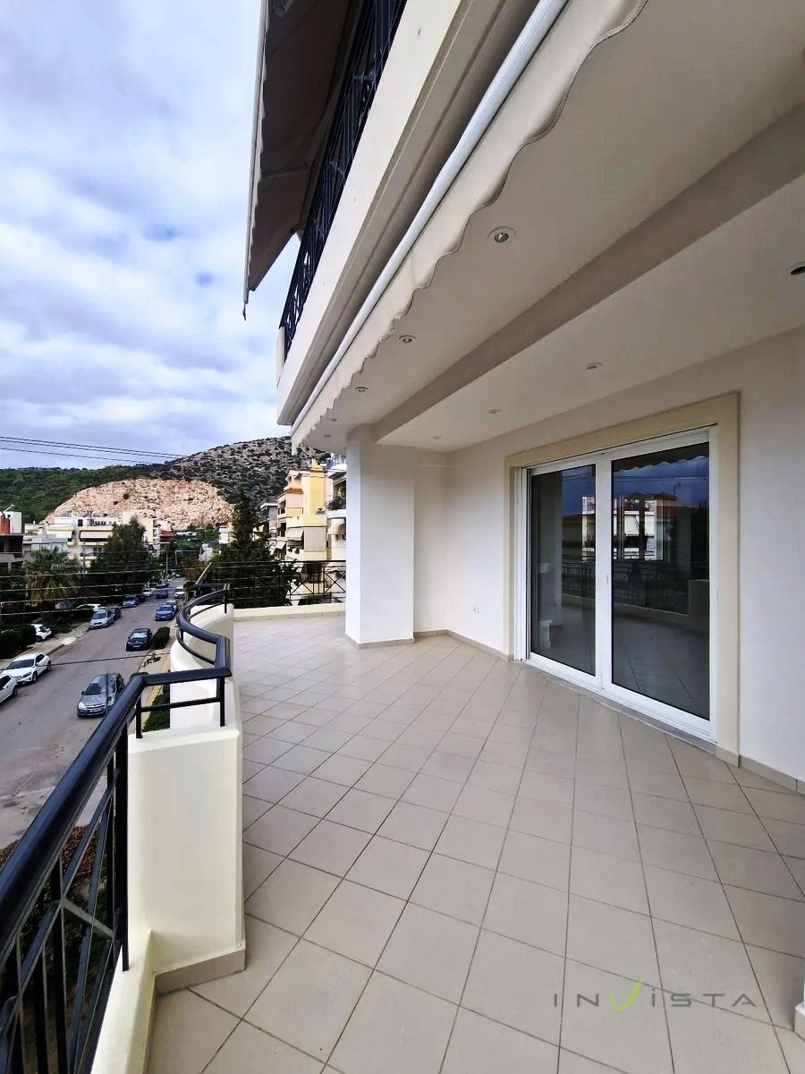 (For Rent) Residential Floor Apartment || Athens South/Glyfada - 105 Sq.m, 3 Bedrooms, 1.400€ 