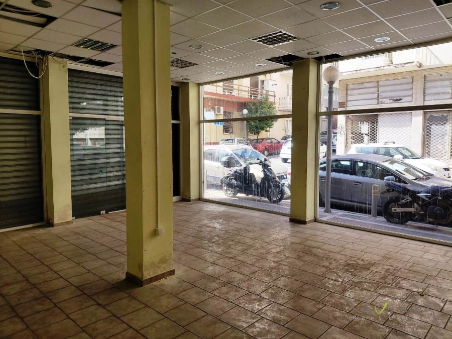 (For Rent) Commercial Retail Shop || Athens Center/Dafni - 124 Sq.m, 1.000€ 