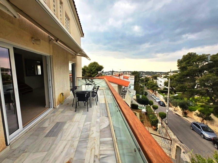 (Προς Ενοικίαση) Κατοικία Μεζονέτα || Ανατολική Αττική/Βουλιαγμένη - 160 τ.μ, 3 Υ/Δ, 2.900€ 