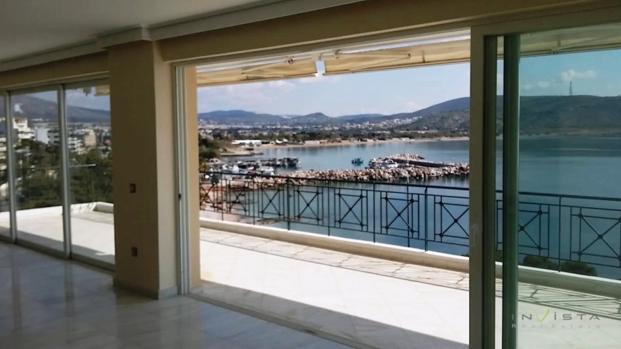 (For Rent) Residential Floor Apartment || East Attica/Vari-Varkiza - 180 Sq.m, 4 Bedrooms, 4.500€ 