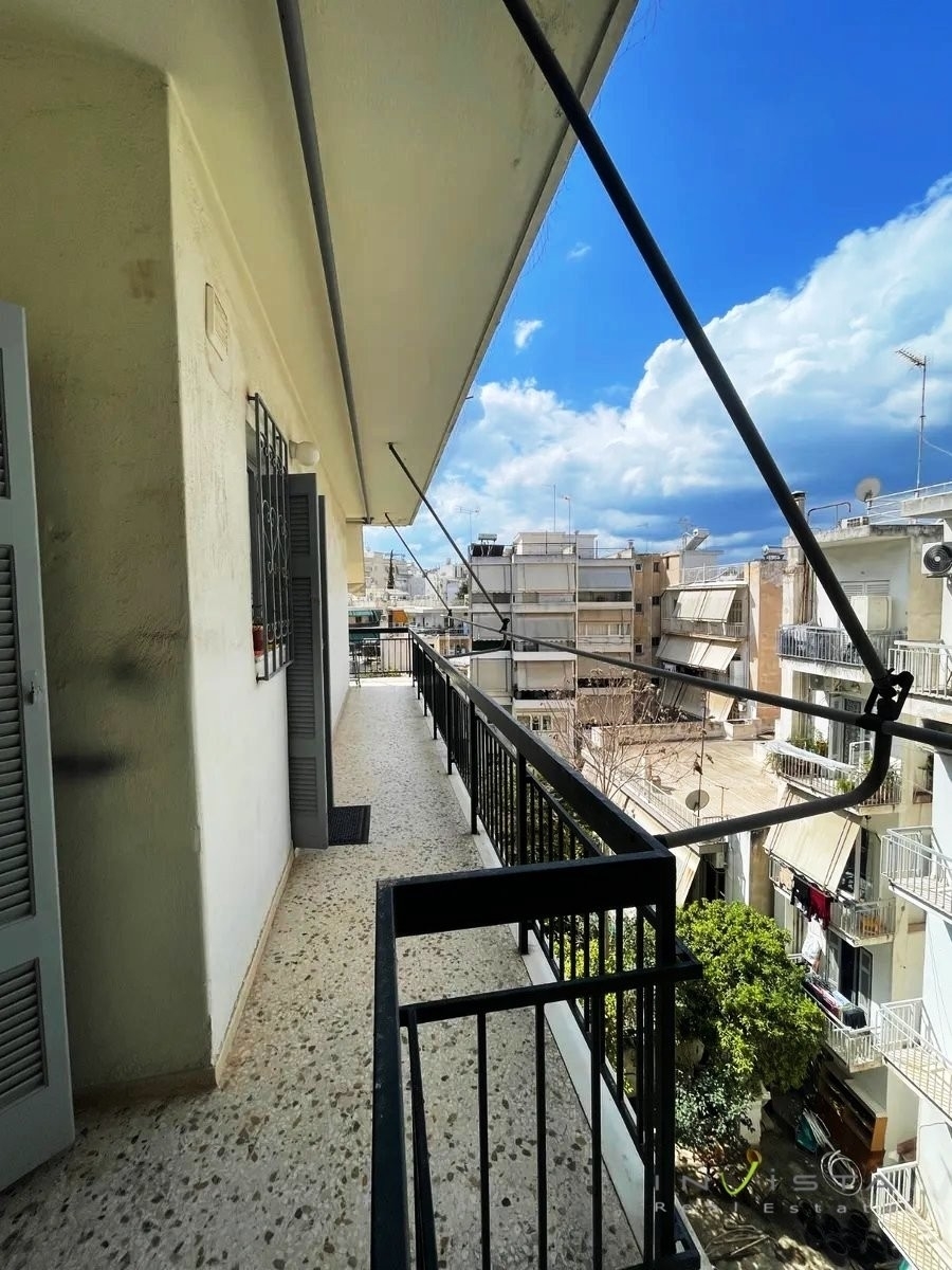 (For Sale) Residential Apartment || Athens South/Nea Smyrni - 108 Sq.m, 2 Bedrooms, 215.000€ 