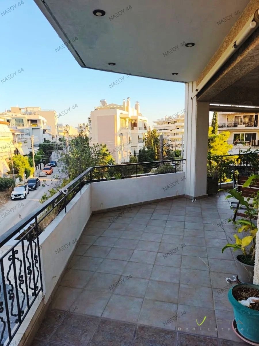(For Sale) Residential Maisonette || Athens South/Glyfada - 203 Sq.m, 3 Bedrooms, 620.000€ 