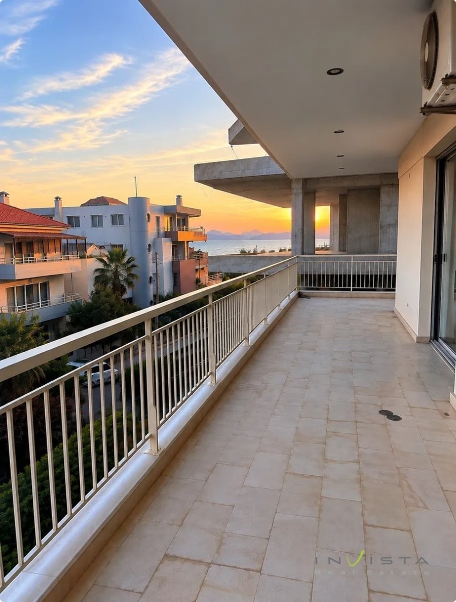 (For Rent) Residential Floor Apartment || East Attica/Voula - 150 Sq.m, 3 Bedrooms, 1.600€ 