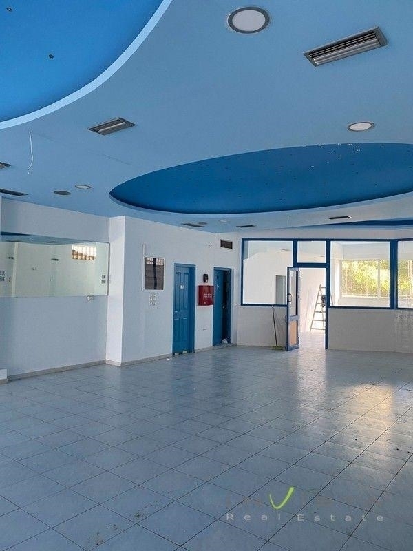 (Προς Πώληση) Επαγγελματικός Χώρος Κατάστημα || Αθήνα Νότια/Γλυφάδα - 240 τ.μ, 500.000€ 