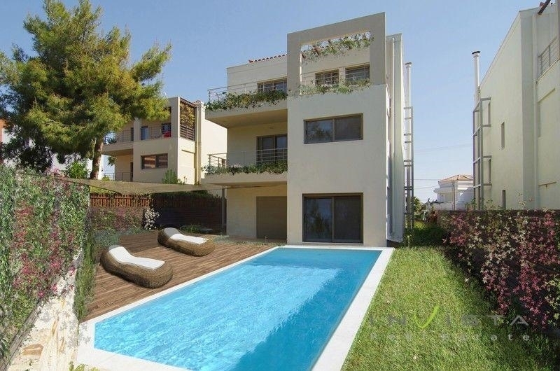 (For Sale) Residential Detached house || East Attica/Vari-Varkiza - 395 Sq.m, 4 Bedrooms, 1.350.000€ 
